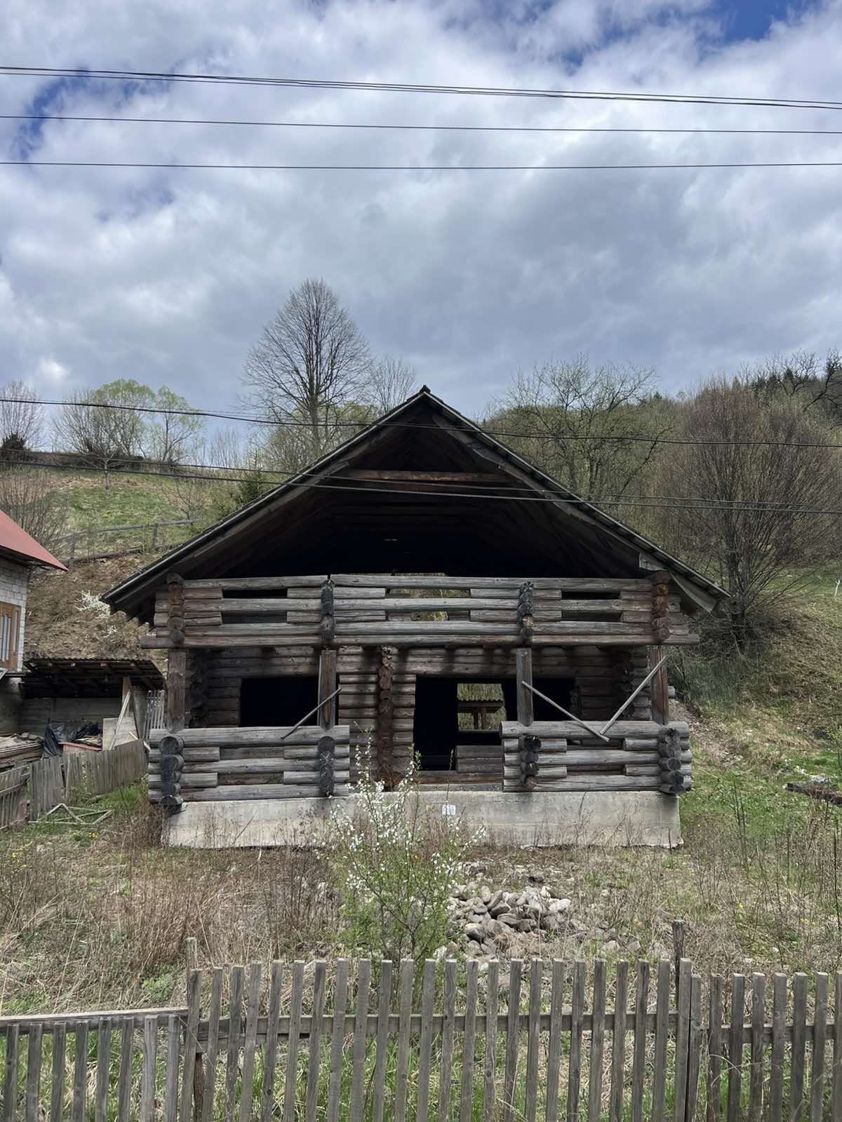 Карпатське шале — фасад